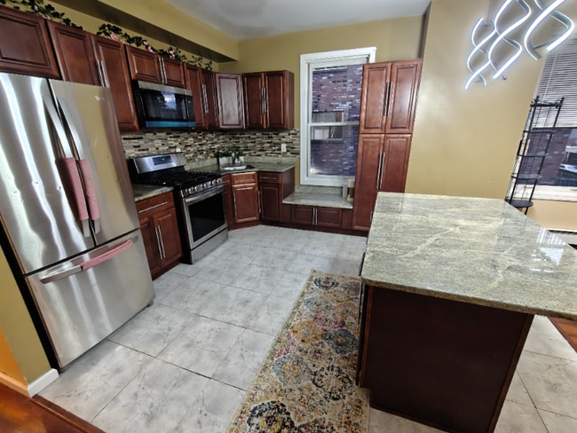 39 Allen Pl in Hartford, CT - Building Photo - Building Photo