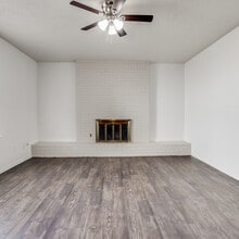 5358 Wonder Dr in Fort Worth, TX - Building Photo - Building Photo