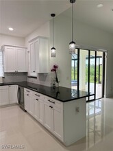 505 E 8th St in Lehigh Acres, FL - Foto de edificio - Building Photo