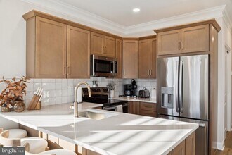 40 Evergreen Ln in Phoenixville, PA - Building Photo - Building Photo