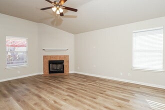 8423 Whitebrush in Converse, TX - Building Photo - Building Photo