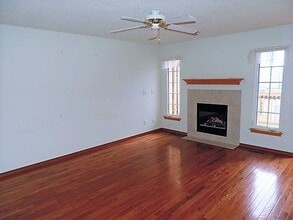 1656 Ranier Dr in Iowa City, IA - Building Photo - Building Photo