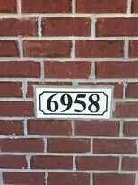 6958 Summerset Dr in Gulf Shores, AL - Building Photo