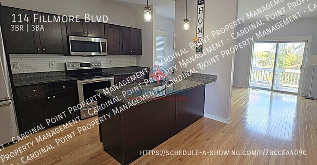 114 Fillmore Blvd in Rochester, NH - Foto de edificio - Building Photo