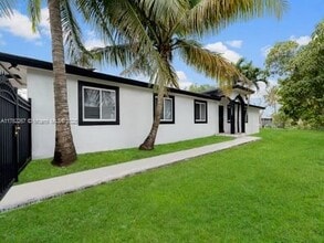 26650 SW 138th Ct in Homestead, FL - Building Photo - Building Photo