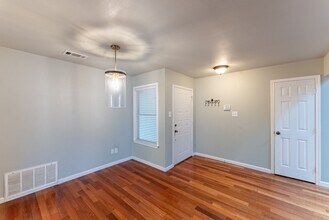 3407 Ambleside Dr in Austin, TX - Building Photo - Building Photo