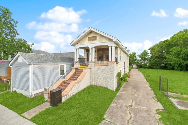 property at 1617 Duels St
