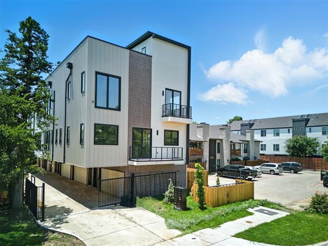 property at 1425 N Garrett Ave