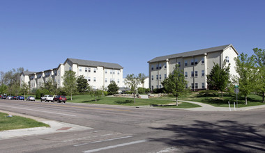 Arlington Park Apartments in Greeley, CO - Building Photo - Building Photo