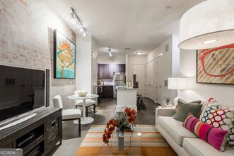 1391 Collier Rd NW, Unit 1117 in Atlanta, GA - Foto de edificio - Building Photo