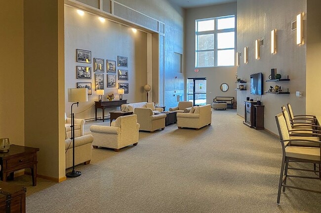 LINCOLN PARK APARTMENTS in Greenfield, IN - Foto de edificio - Building Photo