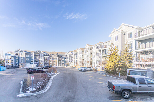 Southwinds In Summerside in Edmonton, AB - Building Photo - Building Photo