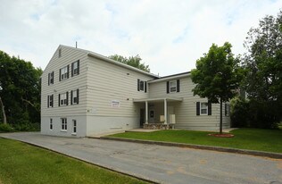 60 Broad St in Plattsburgh, NY - Building Photo