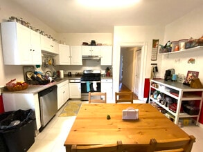 168 Hillside St, Unit 2 in Boston, MA - Building Photo - Building Photo