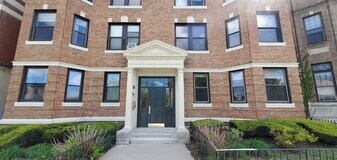 451 Park Dr in Boston, MA - Building Photo