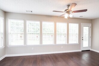 4834 Graham Lake Dr in Olive Branch, MS - Building Photo - Building Photo