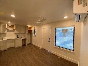 9133 Northgate Blvd in Austin, TX - Building Photo - Building Photo