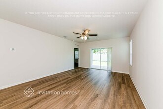 8028 Majestic Palms Ct in Venice, FL - Building Photo - Building Photo