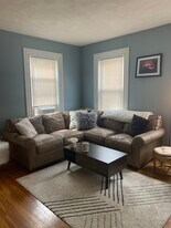 130 Sutton St, Unit 1 in Providence, RI - Building Photo