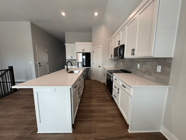 property at 1408 SW Winthrop Dr