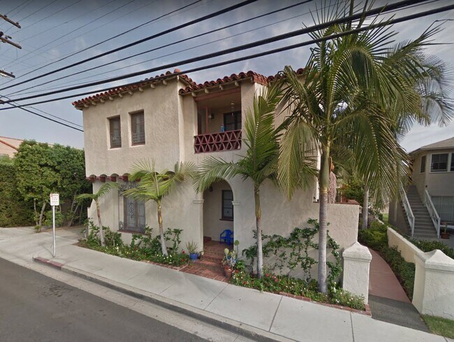 3901 E 10th St. in Long Beach, CA - Foto de edificio - Building Photo