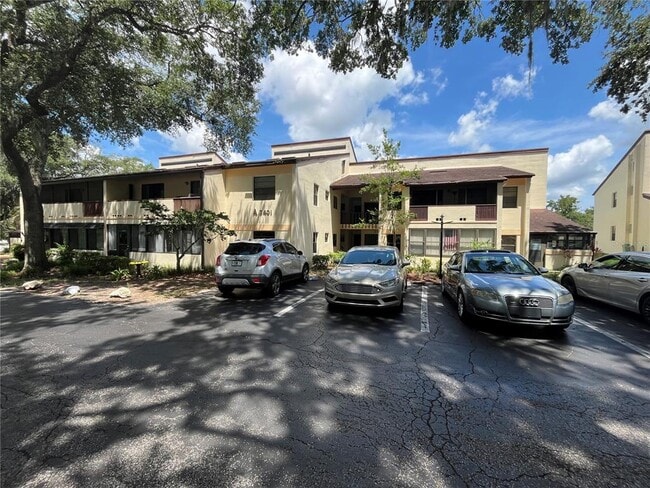 3401 E Fort King St