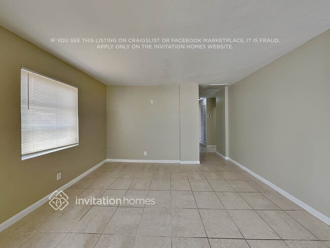 1521 20th Ave N in Lake Worth Beach, FL - Foto de edificio - Building Photo