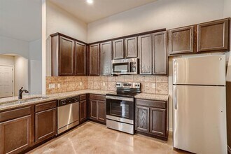 246 Joanne Lp in Buda, TX - Building Photo - Building Photo