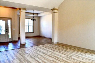 1101 Shiraz Dr in Centerton, AR - Building Photo - Building Photo