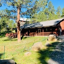 213 White Mountain Meadows Dr in Ruidoso, NM - Building Photo