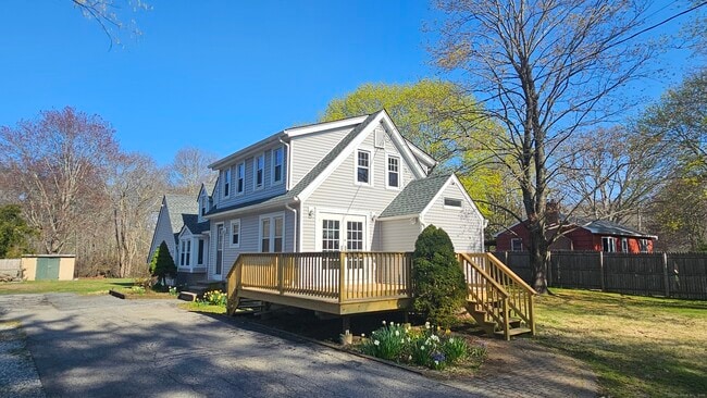 property at 35 Meadow Rd