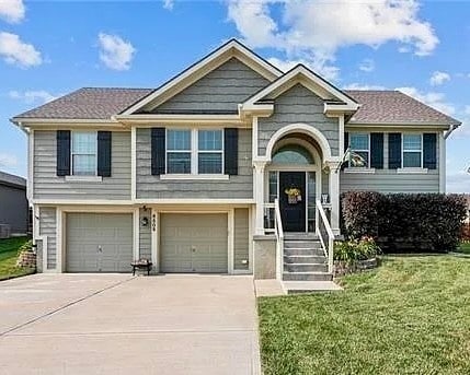 property at 8808 NE 116th Pl