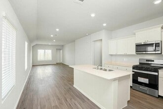 3092 Wild Indigo Trl in Brookshire, TX - Building Photo - Building Photo