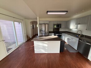91-6627-6627 Kapolei Pkwy in Ewa Beach, HI - Building Photo - Building Photo