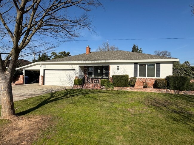 1421 Castec Dr in Sacramento, CA - Building Photo - Building Photo