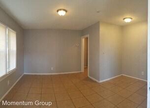 3060 21st Ave S in St. Petersburg, FL - Building Photo - Building Photo