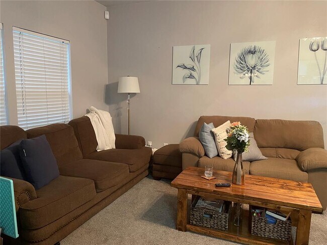 4945 NW 1st Pl in Gainesville, FL - Building Photo - Building Photo