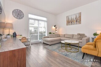 15850-15885 85 Ave in Surrey, BC - Building Photo - Building Photo