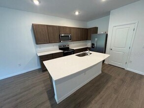 32547 Welling Blade Lp in Wesley Chapel, FL - Building Photo - Building Photo