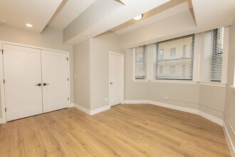 Renovated Units Blocks From The Lake in Evanston, IL - Building Photo - Interior Photo
