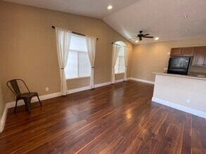 19431 Rue De Valore, Unit 59P in Lake Forest, CA - Foto de edificio - Building Photo