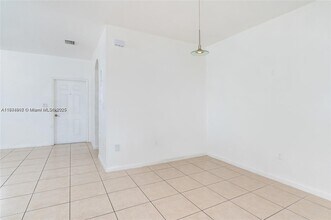 1538 SE 24th Ct in Homestead, FL - Building Photo - Building Photo