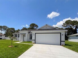 1098 Hammacher Ave SW in Palm Bay, FL - Building Photo