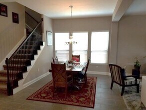 7200 Puzzle Path in Austin, TX - Building Photo - Building Photo