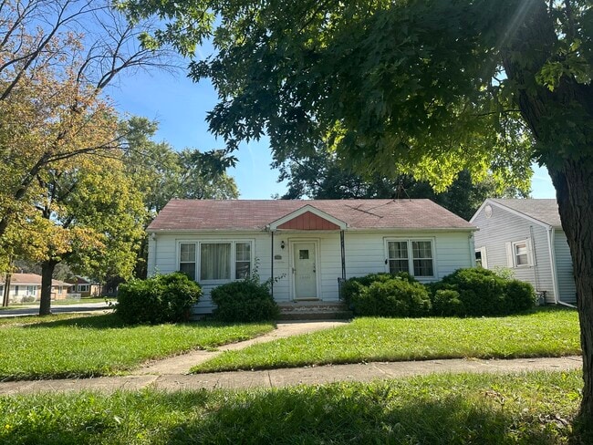 property at 15001 Harding Ave