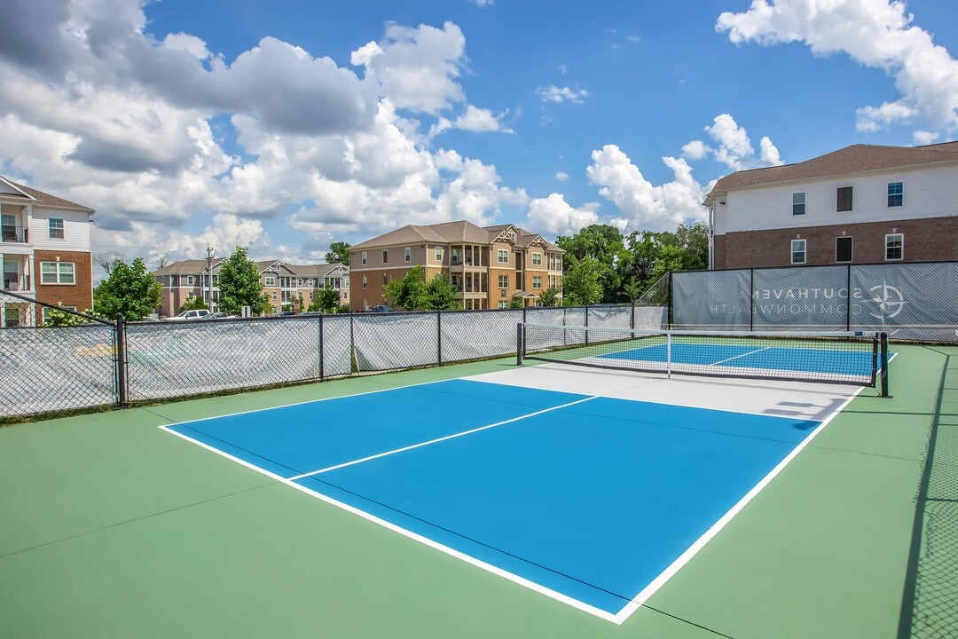 Southaven at Commonwealth in Spring Hill, TN - Foto de edificio