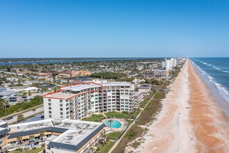 915 Ocean Shore Blvd in Ormond Beach, FL - Building Photo - Building Photo