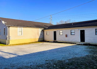 2643 Huntsville Rd, Unit 1 in Florence, AL - Foto de edificio - Building Photo