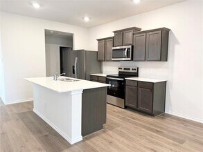 621 Minnie Ln in Pilot Point, TX - Building Photo - Building Photo