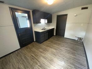706 Edith St in Danville, IL - Building Photo - Building Photo